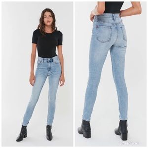 BDG Twig High-Waisted Skinny Jeans